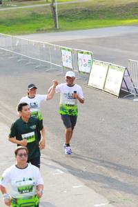 BIB: 19041
                            <button type="button" onclick="openModal(3553110)" class="btn btn-primary btn-sm float-right btn-popup" data-toggle="modal" data-target=".modal-high-quality">
                        <i class="fas fa-shopping-cart"></i> Add to Cart
                    </button>
                                            <button type="button" onclick="isThisMe(3553110, true)" class="btn btn-success btn-sm float-right btn-popup btn-isme hidden" data-toggle="tooltip" data-placement="bottom" title="นี่คือรูปของคุณใช่ไหม คลิกที่นี่เพื่อเอาเข้าอัลบั้ม">
                        <i class="fas fa-plus"></i> Add to album
                    </button>
                    <button type="button" onclick="isThisMe(3553110, false)" class="btn btn-warning btn-sm float-right btn-popup btn-isnotme hidden">
                        <i class="fas fa-ban"></i> Remove from album
                    </button>